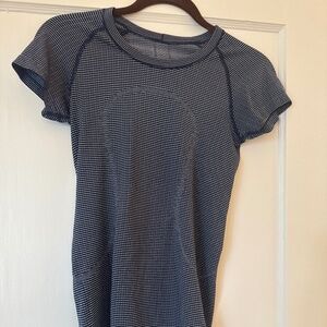 Lululemon Run Swiftly 4